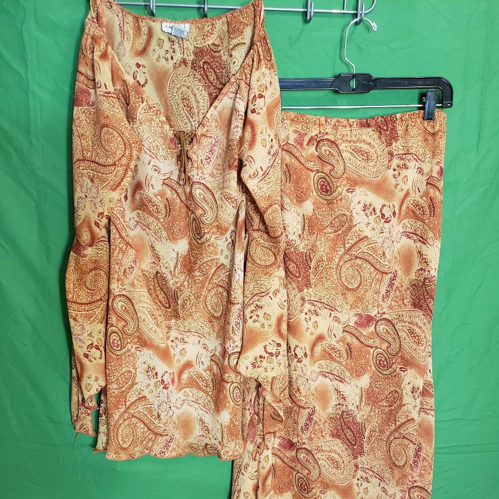 Two Piece Brownish Dressy